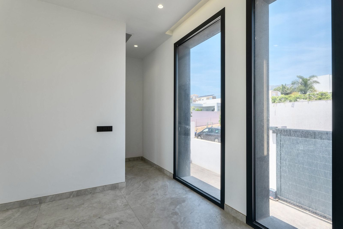 Property main view 45