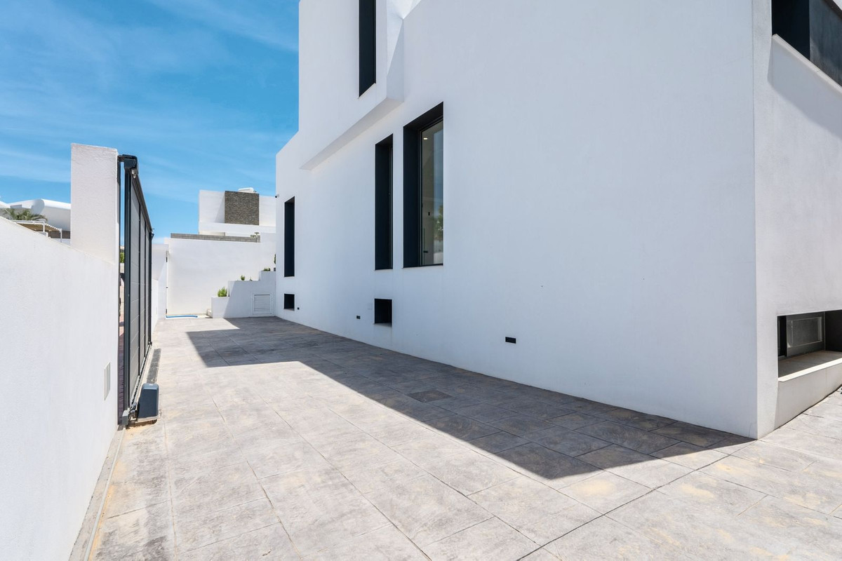 Property main view 50
