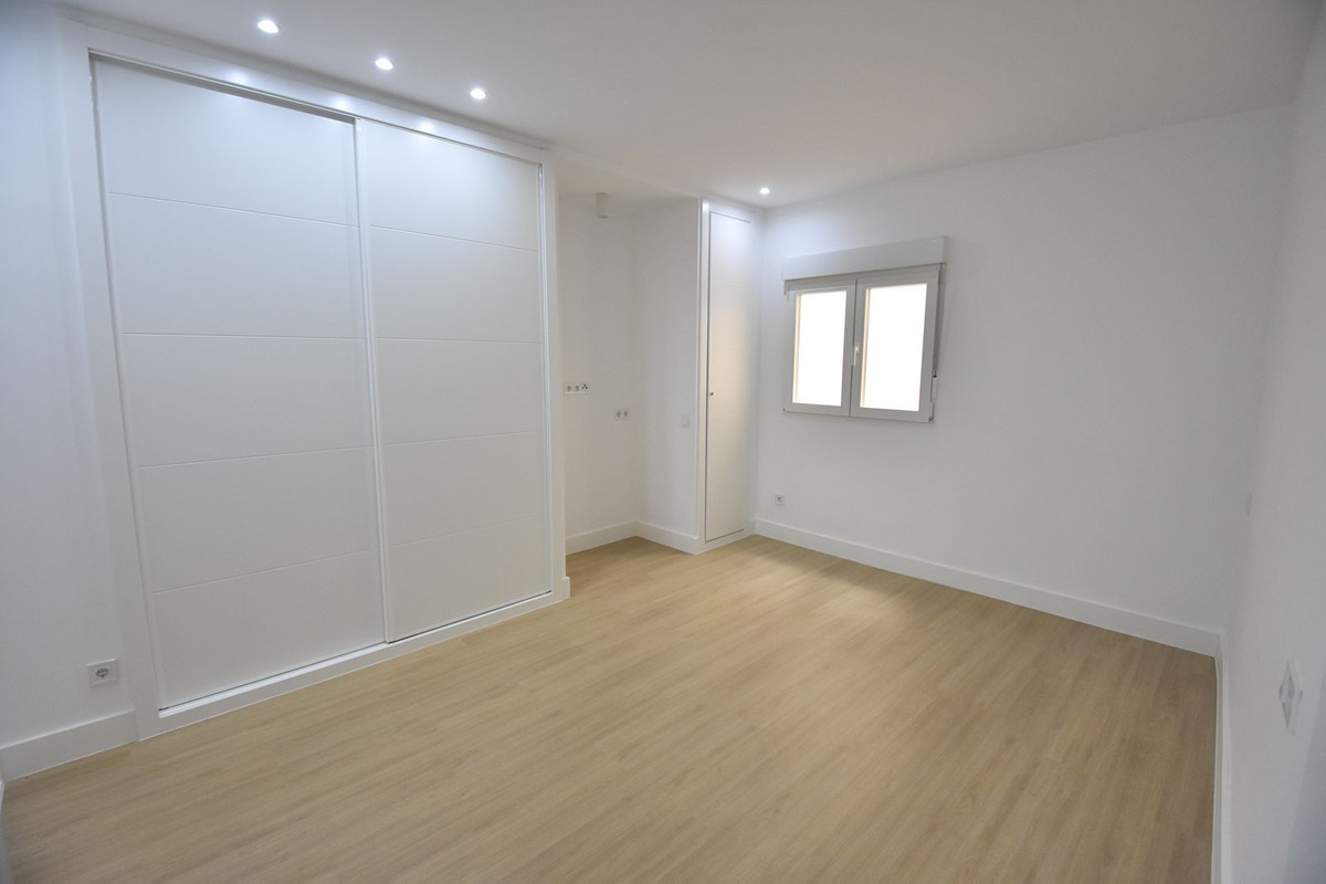 Appartement te koop in Soho | 3 slaapkamers H5023402