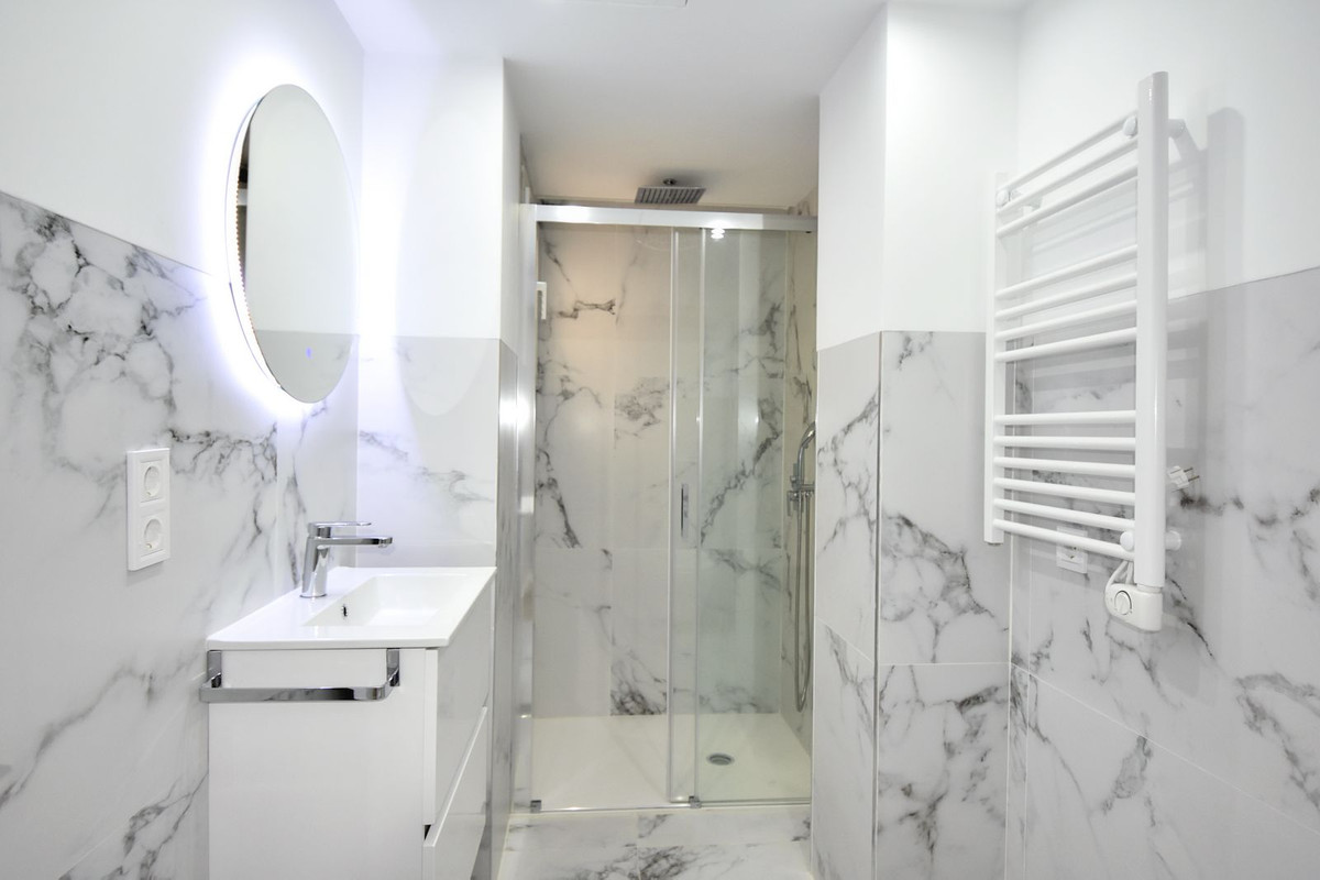 Appartement te koop in Soho | 3 slaapkamers H5023402