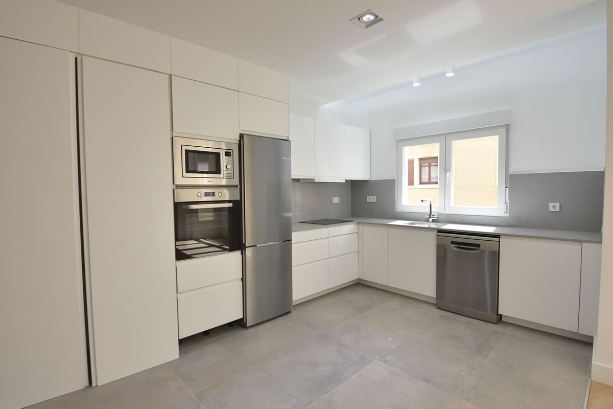 Appartement te koop in Soho | 3 slaapkamers H5023402