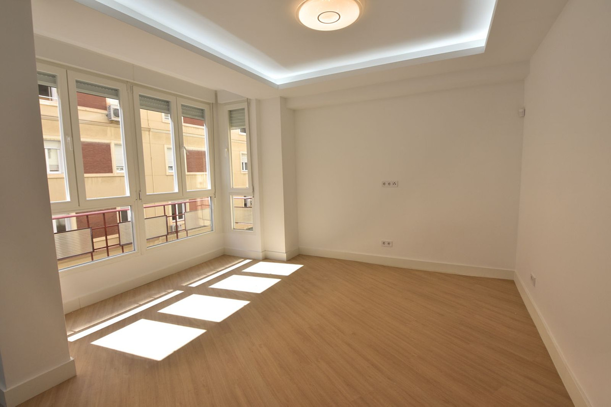 Appartement te koop in Soho | 3 slaapkamers H5023402