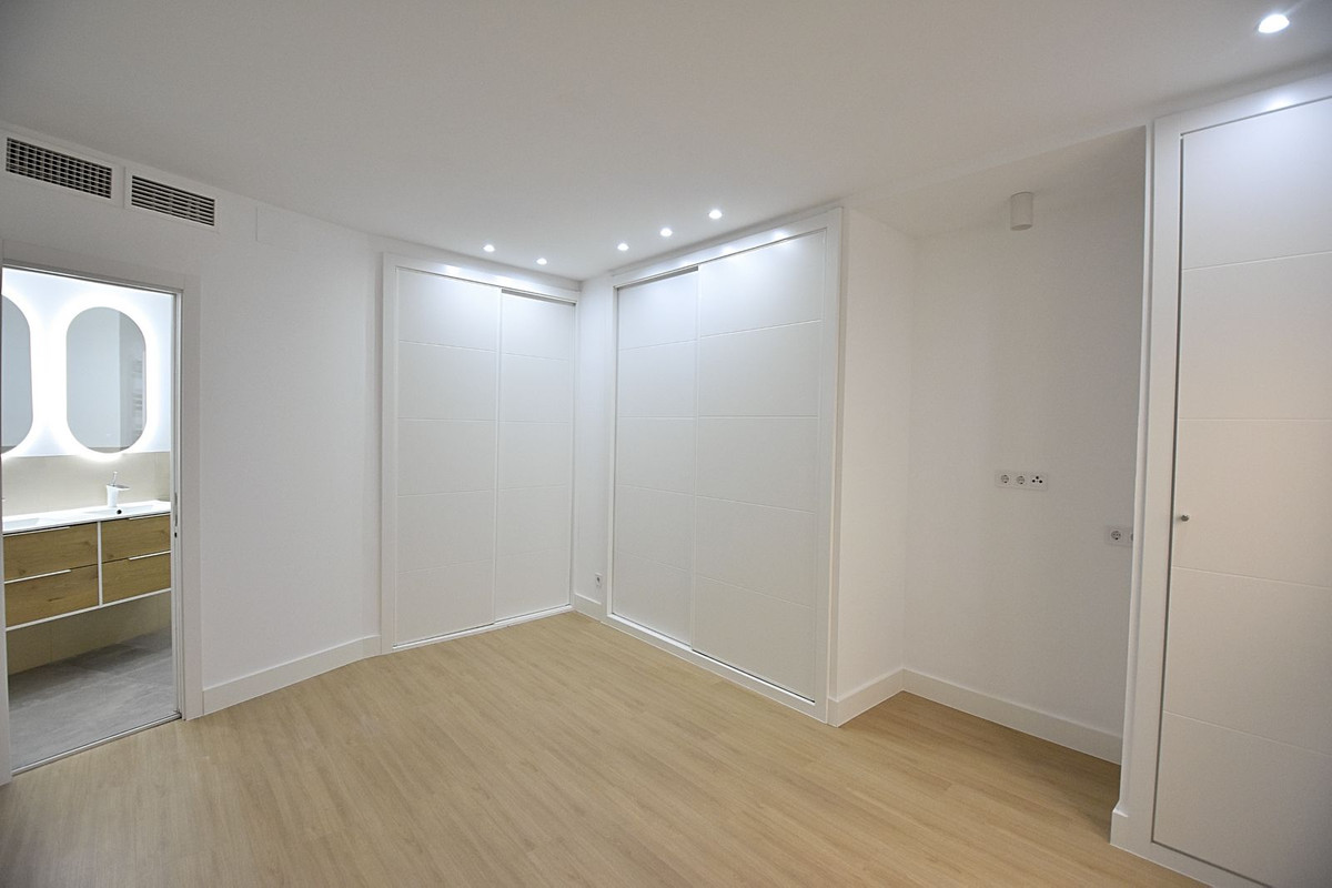 Appartement te koop in Soho | 3 slaapkamers H5023402