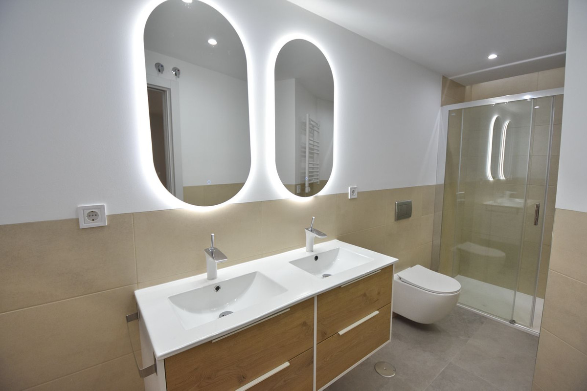 Appartement te koop in Soho | 3 slaapkamers H5023402