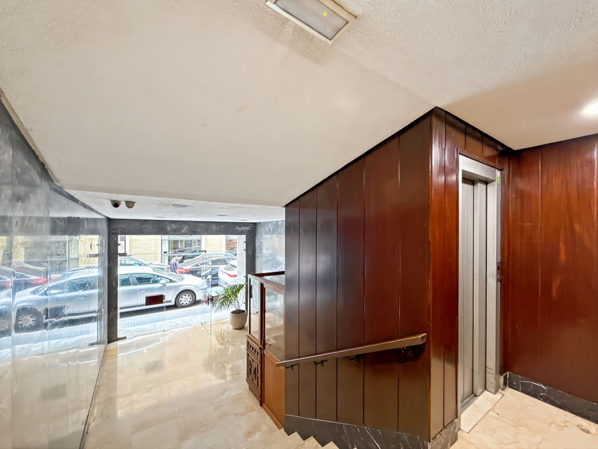 Appartement te koop in Soho | 3 slaapkamers H5024182