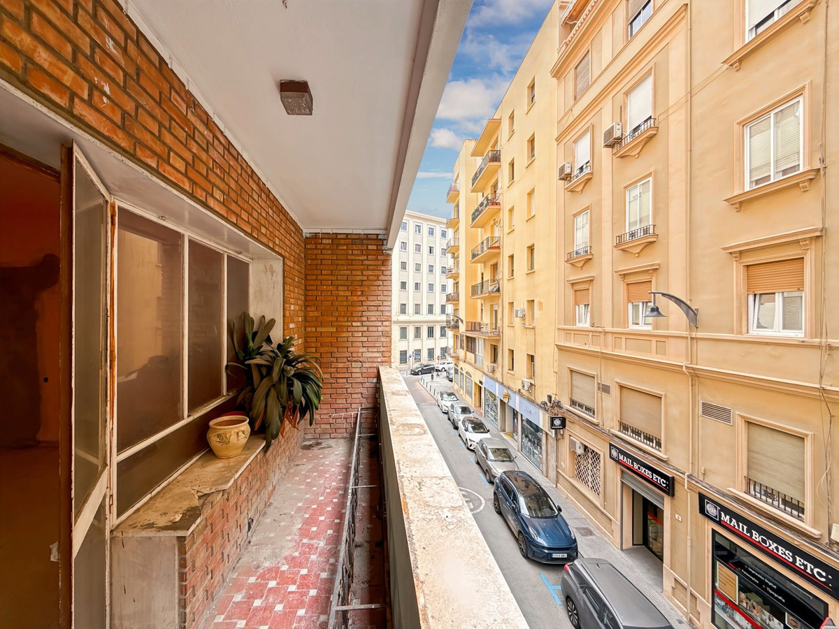 Appartement te koop in Soho | 3 slaapkamers H5024182