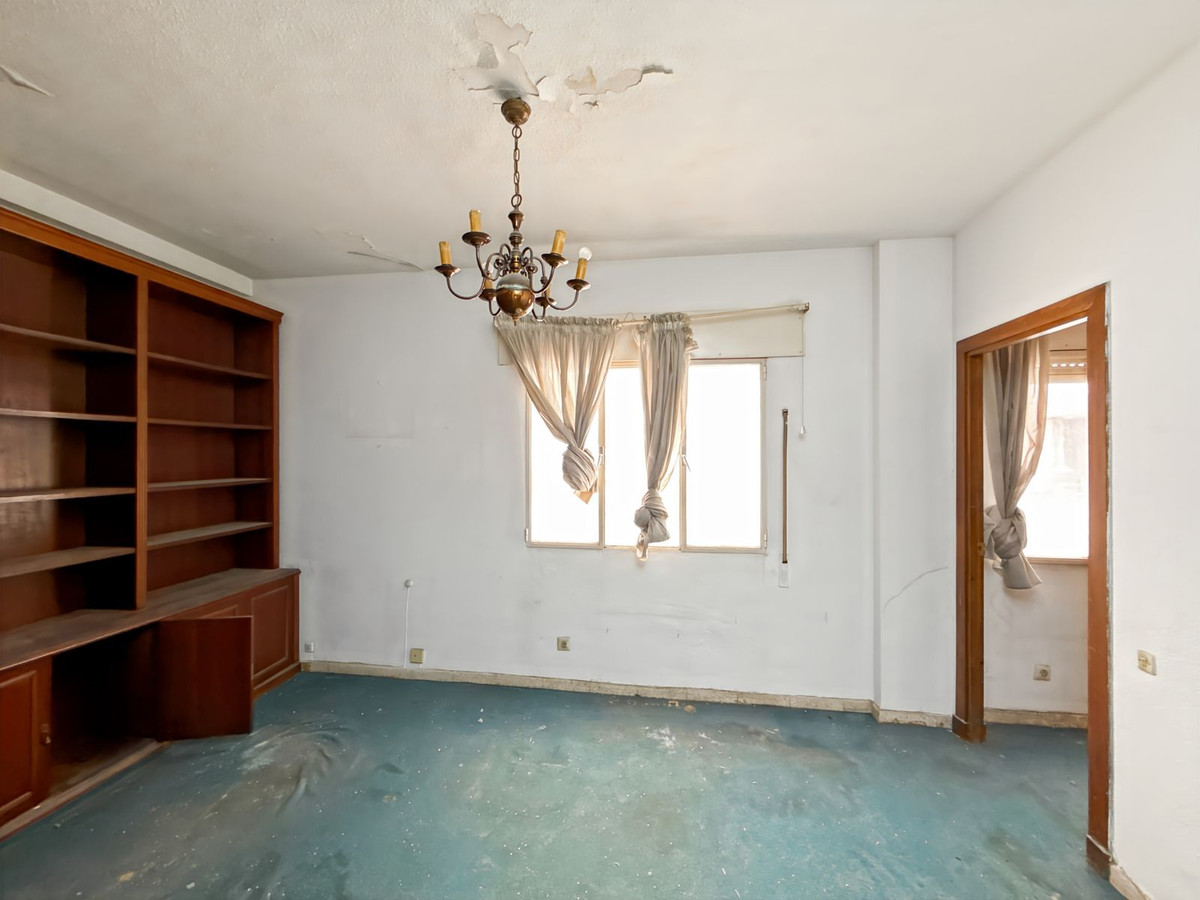 Appartement te koop in Soho | 3 slaapkamers H5024182