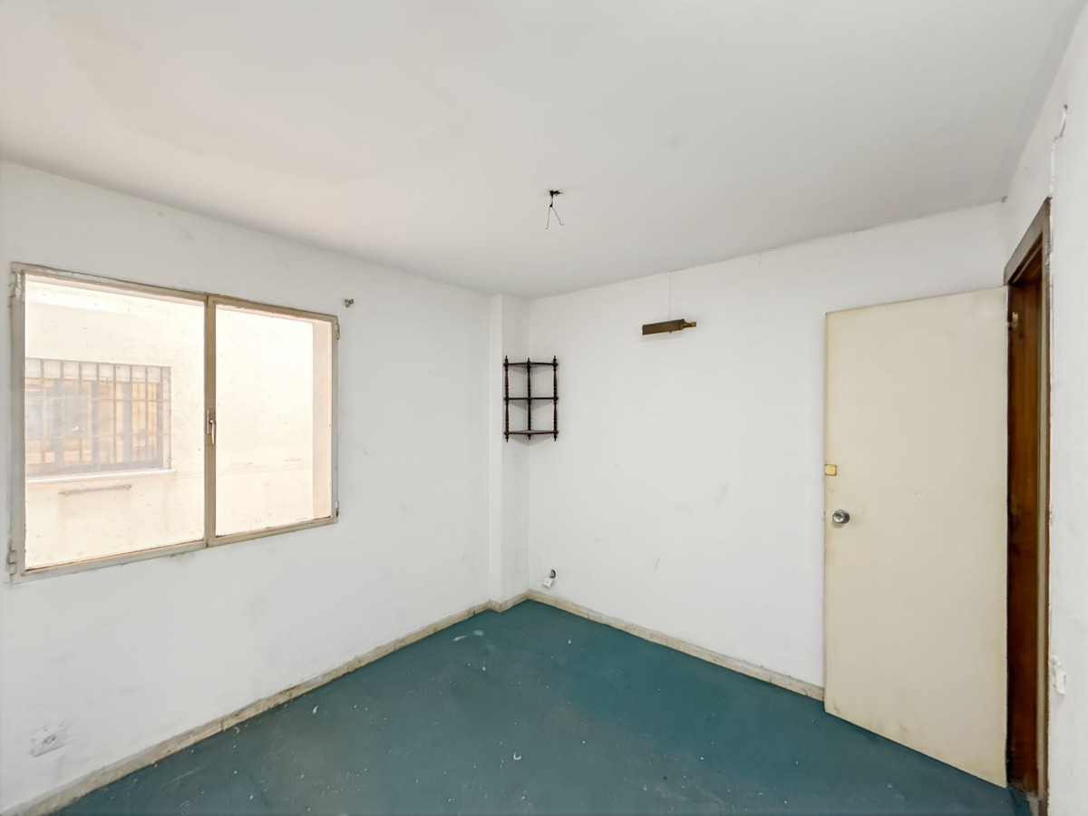 Appartement te koop in Soho | 3 slaapkamers H5024182