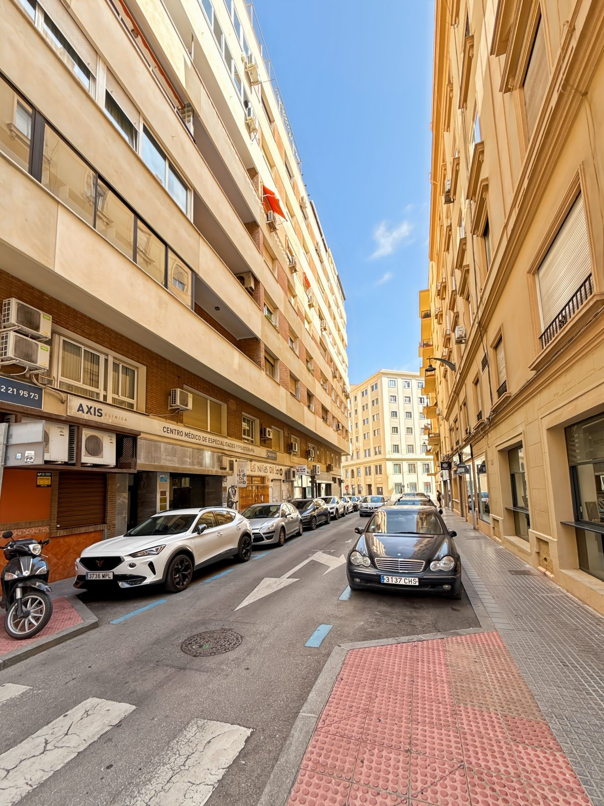 Appartement te koop in Soho | 3 slaapkamers H5024182