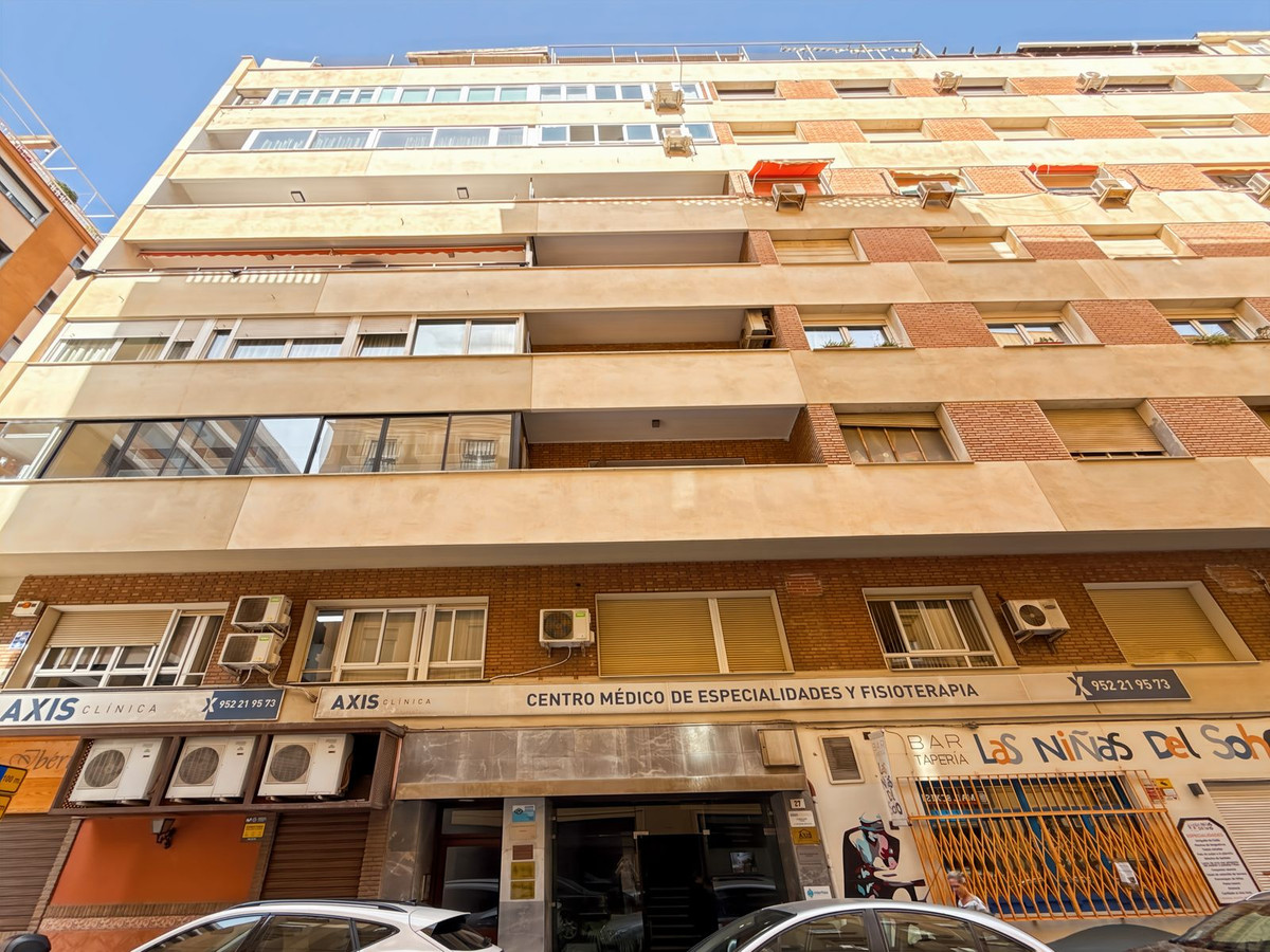 Appartement te koop in Soho | 3 slaapkamers H5024182