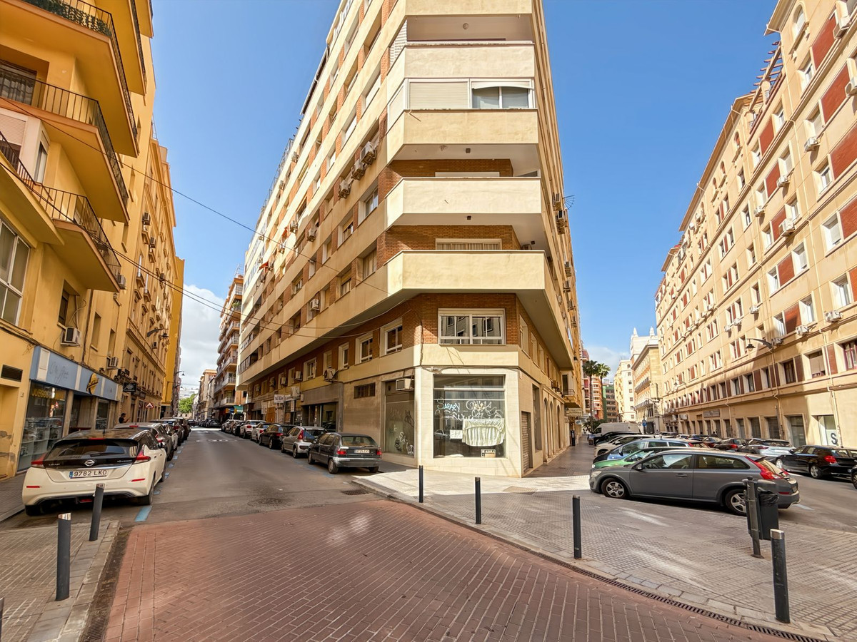 Appartement te koop in Soho | 3 slaapkamers H5024182