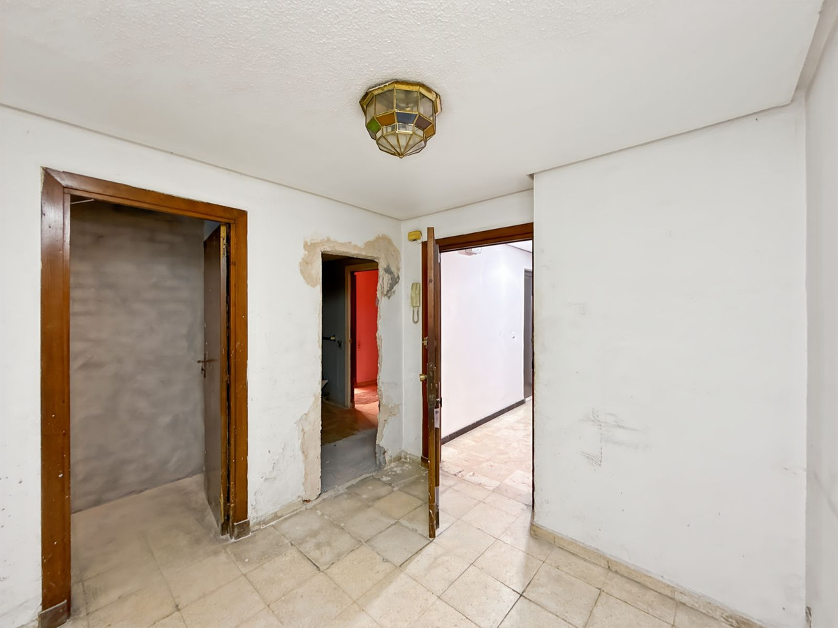 Appartement te koop in Soho | 3 slaapkamers H5024182