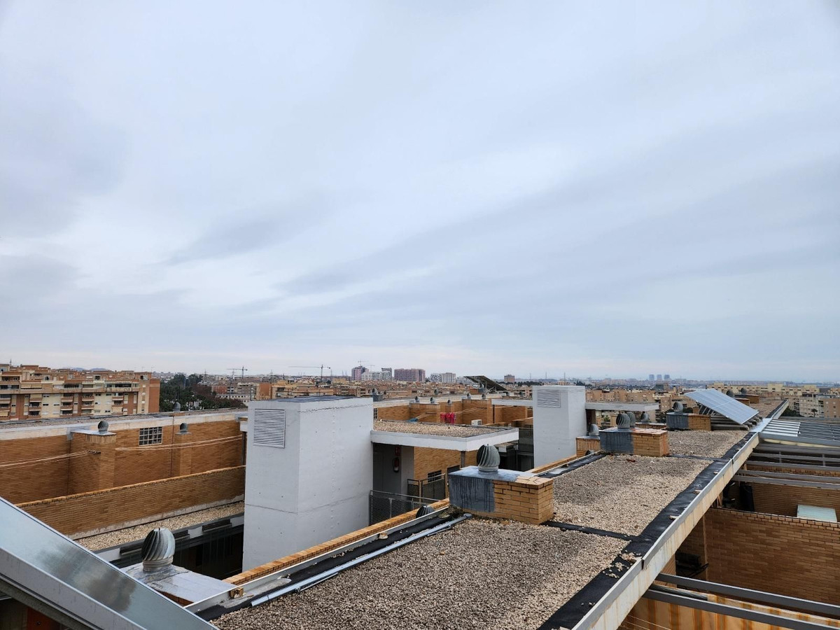 Appartement te koop in Teatinos | 3 slaapkamers H5189356