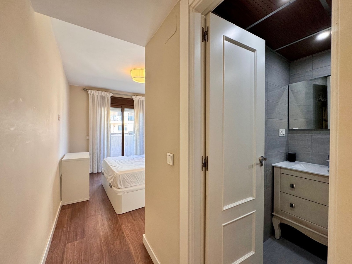 Appartement te koop in Teatinos | 3 slaapkamers H5193727