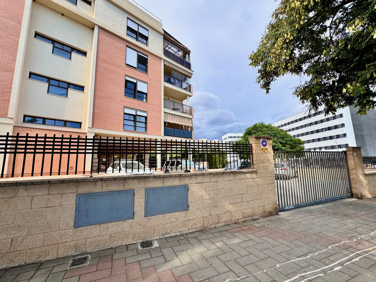 Appartement te koop in Teatinos | 3 slaapkamers H5193727