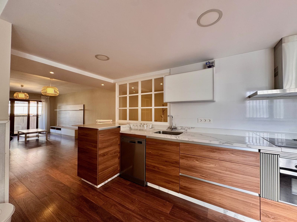 Appartement te koop in Teatinos | 3 slaapkamers H5193727