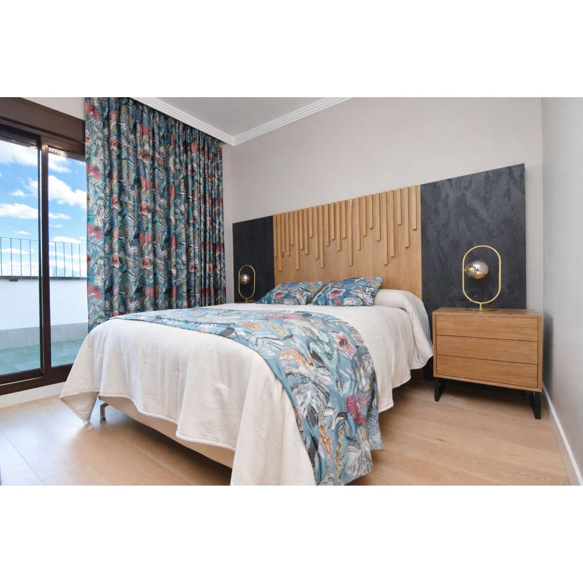 Appartement te koop in Teatinos | 4 slaapkamers H5306644