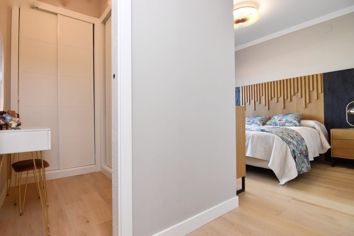 Appartement te koop in Teatinos | 4 slaapkamers H5306644