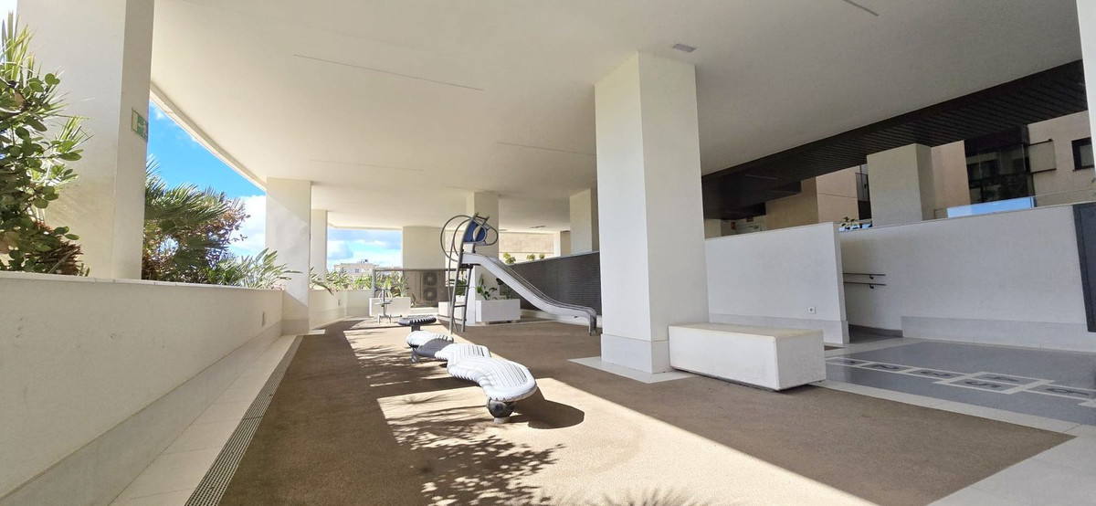 Appartement te koop in Teatinos | 4 slaapkamers H5306644