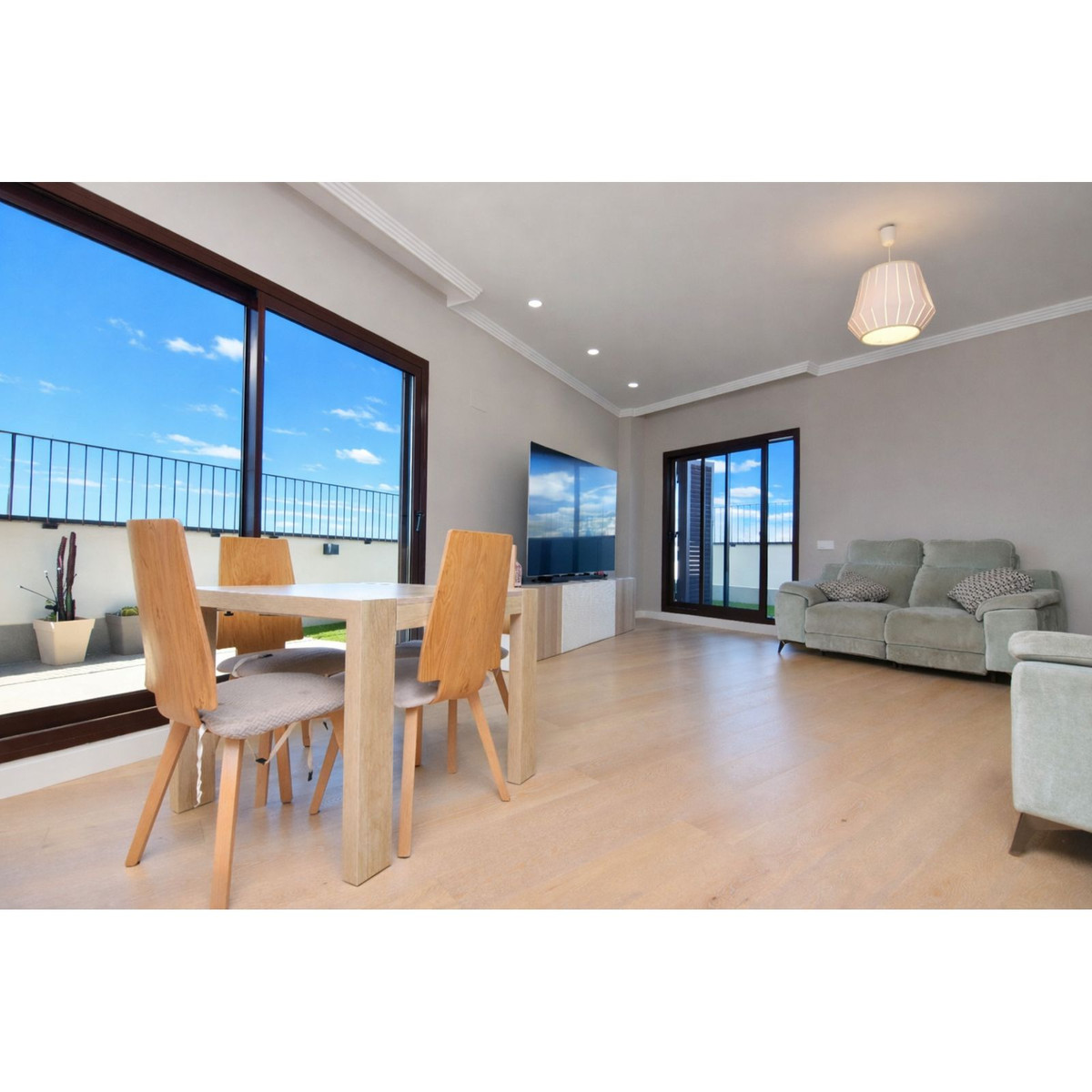 Appartement te koop in Teatinos | 4 slaapkamers H5306644