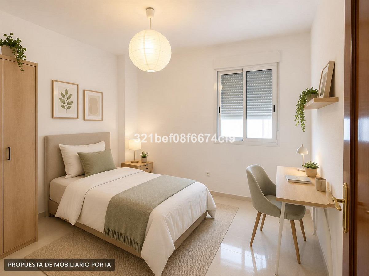 Huis te koop in Teatinos | 4 slaapkamers H5494057