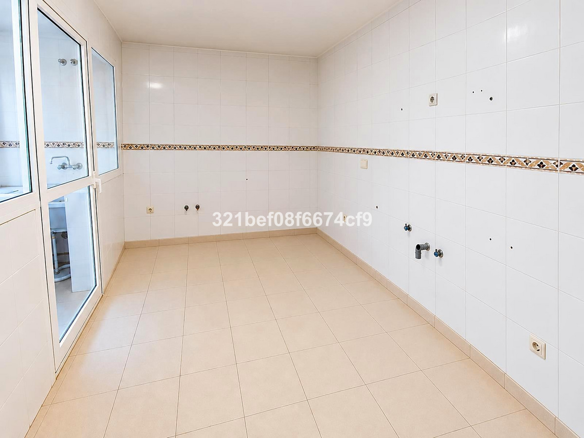 Appartement te koop in Teatinos | 4 slaapkamers H5510617