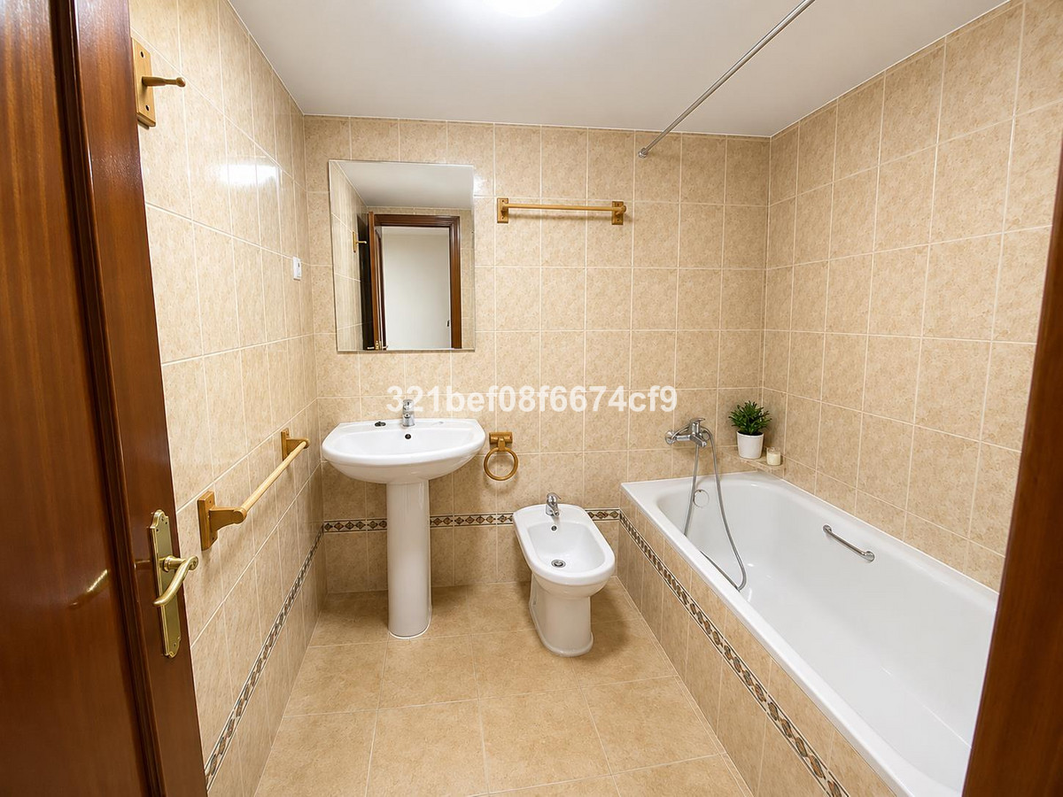 Appartement te koop in Teatinos | 4 slaapkamers H5510617