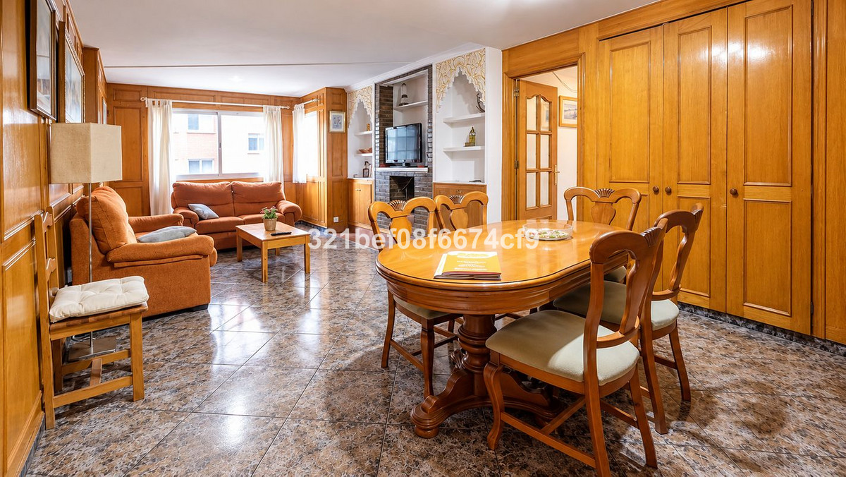 Appartement te koop in Teatinos | 4 slaapkamers H5524498