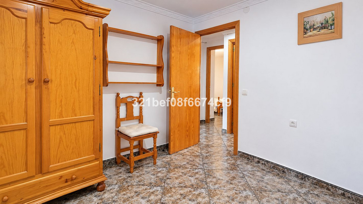 Appartement te koop in Teatinos | 4 slaapkamers H5524498