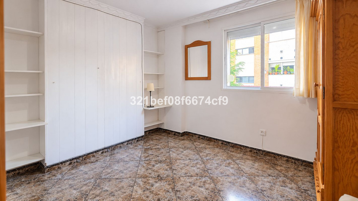 Appartement te koop in Teatinos | 4 slaapkamers H5524498