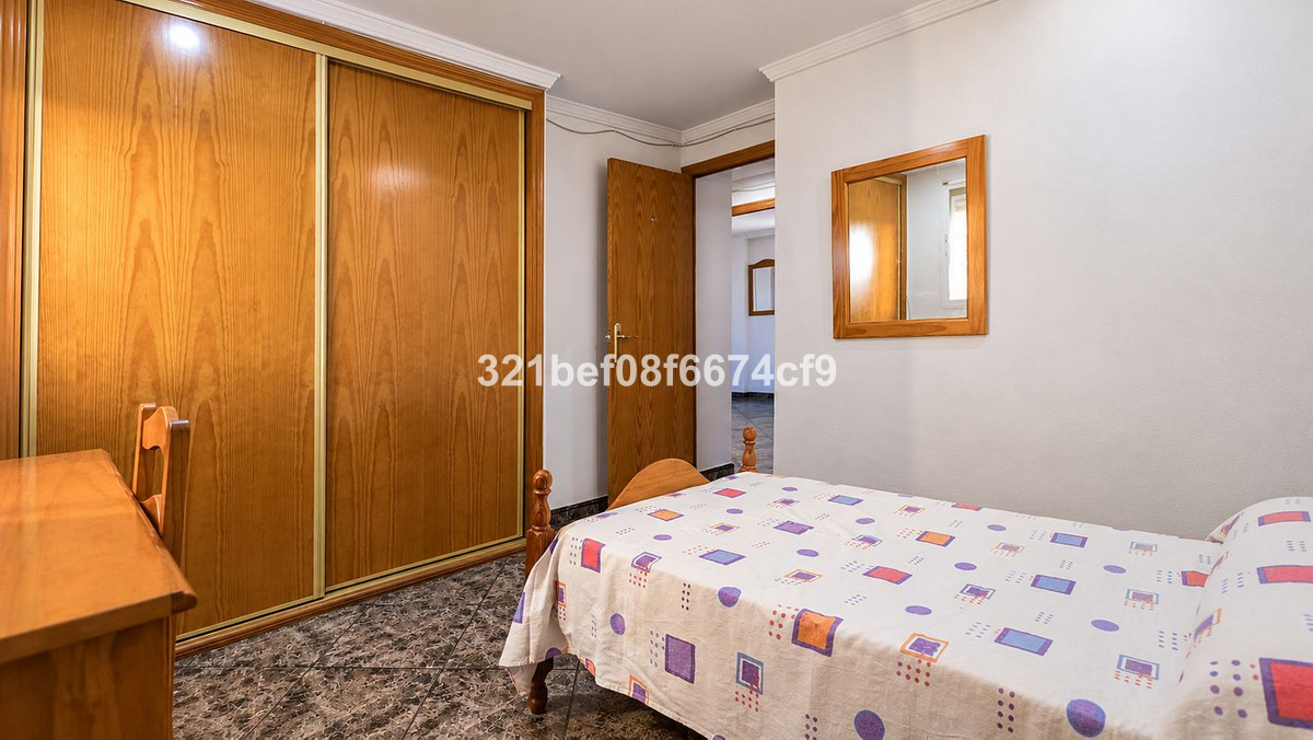 Appartement te koop in Teatinos | 4 slaapkamers H5524498