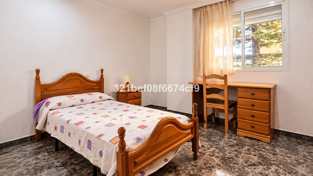 Appartement te koop in Teatinos | 4 slaapkamers H5524498