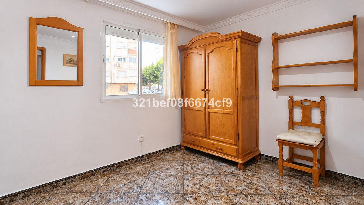 Appartement te koop in Teatinos | 4 slaapkamers H5524498