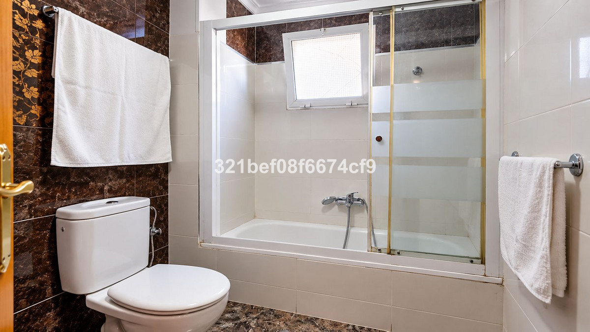 Appartement te koop in Teatinos | 4 slaapkamers H5530648
