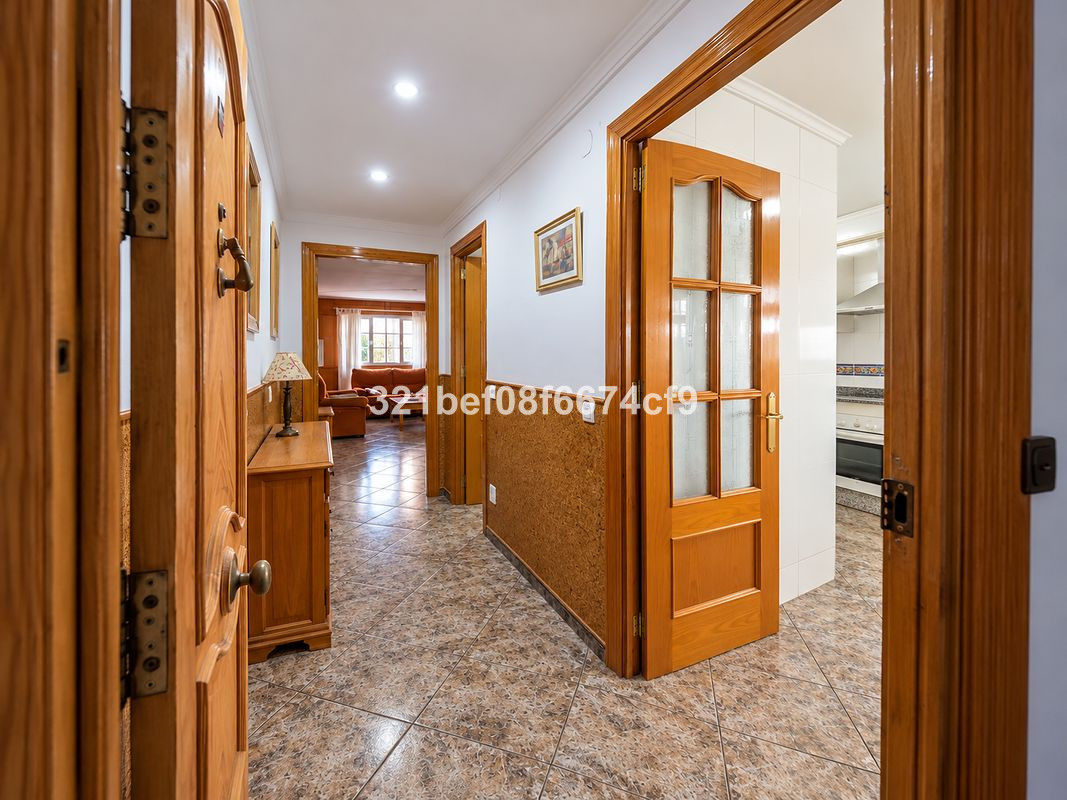 Appartement te koop in Teatinos | 4 slaapkamers H5530648