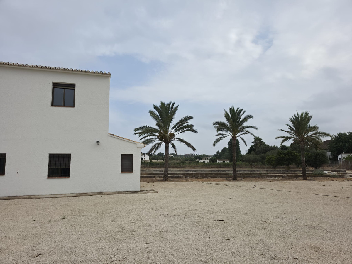 Property main view 50