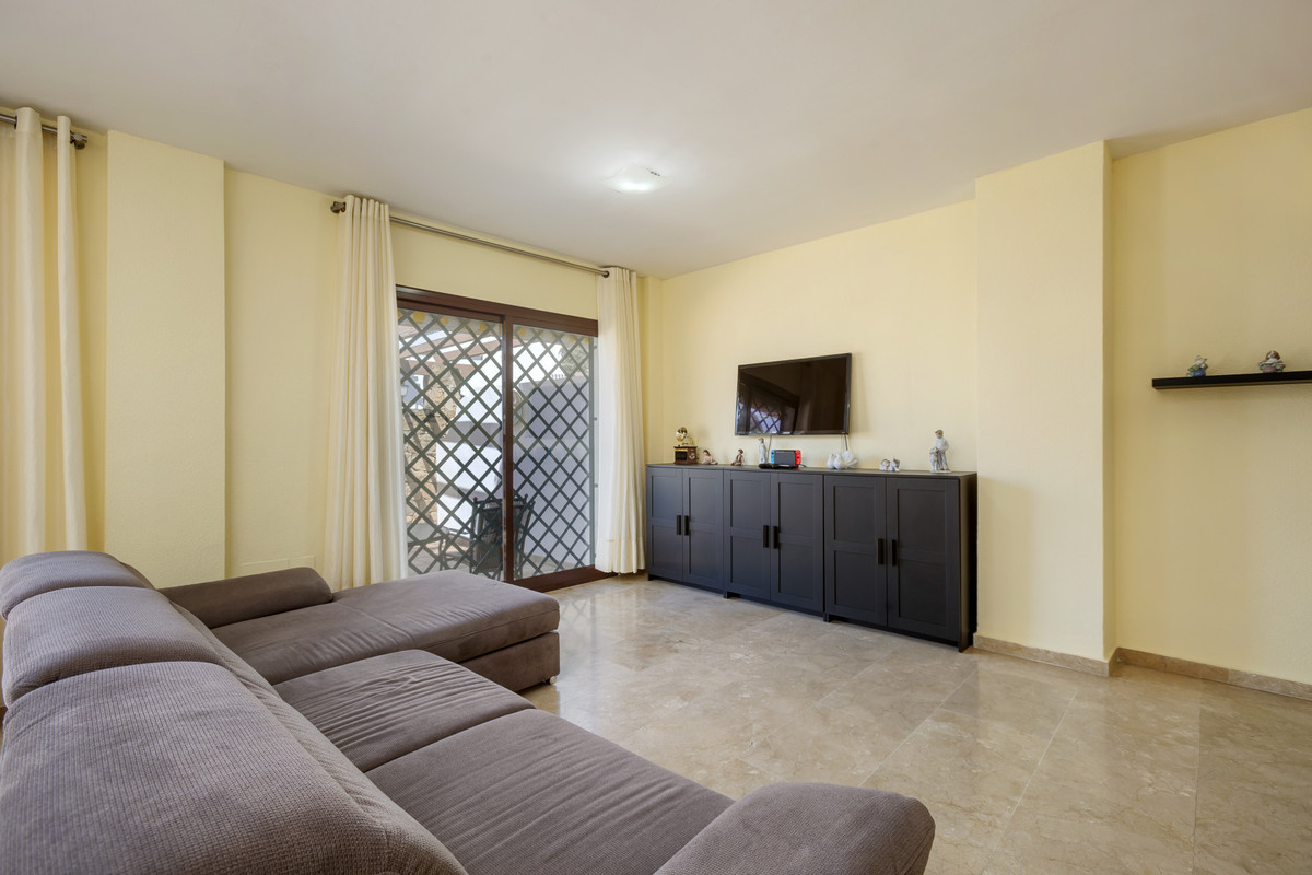 Appartement te koop in The Golden Mile | 3 slaapkamers H4036594