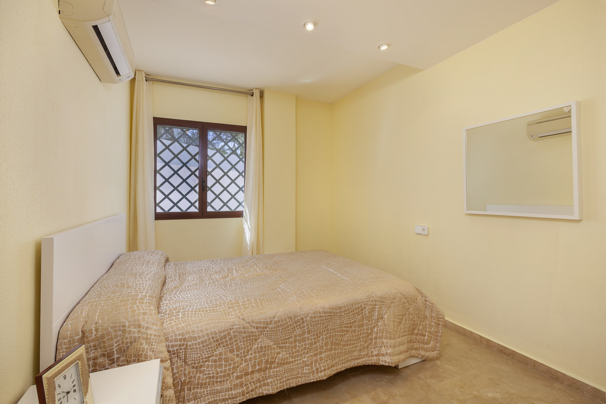 Appartement te koop in The Golden Mile | 3 slaapkamers H4036594