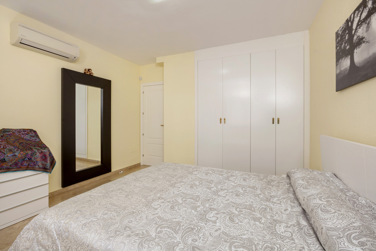 Appartement te koop in The Golden Mile | 3 slaapkamers H4036594
