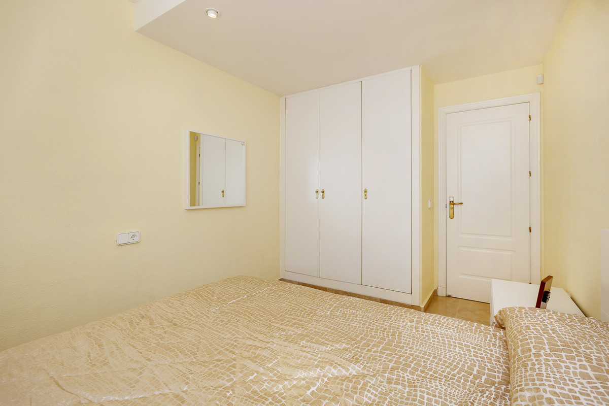 Appartement te koop in The Golden Mile | 3 slaapkamers H4036594