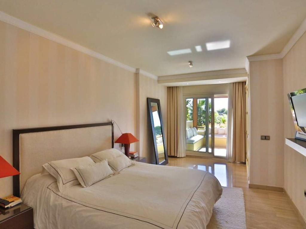 Appartement te koop in The Golden Mile | 3 slaapkamers H4345459