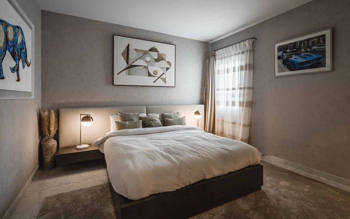 Appartement te koop in The Golden Mile | 3 slaapkamers H4373680