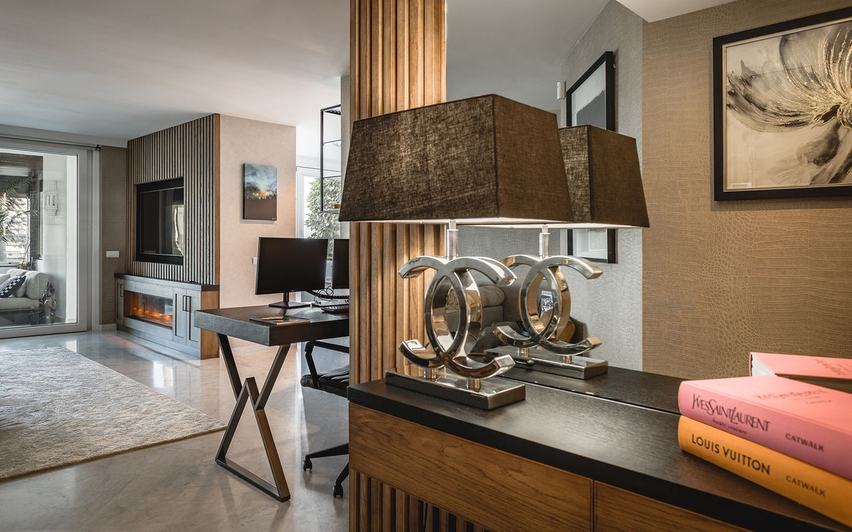 Appartement te koop in The Golden Mile | 3 slaapkamers H4373680