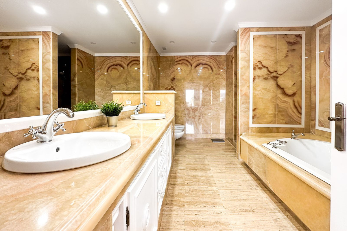 Property main view 20