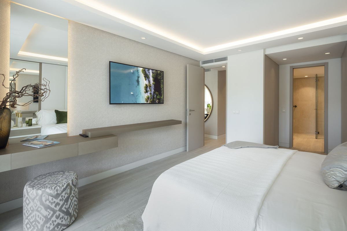 Appartement te koop in The Golden Mile | 3 slaapkamers H4503142