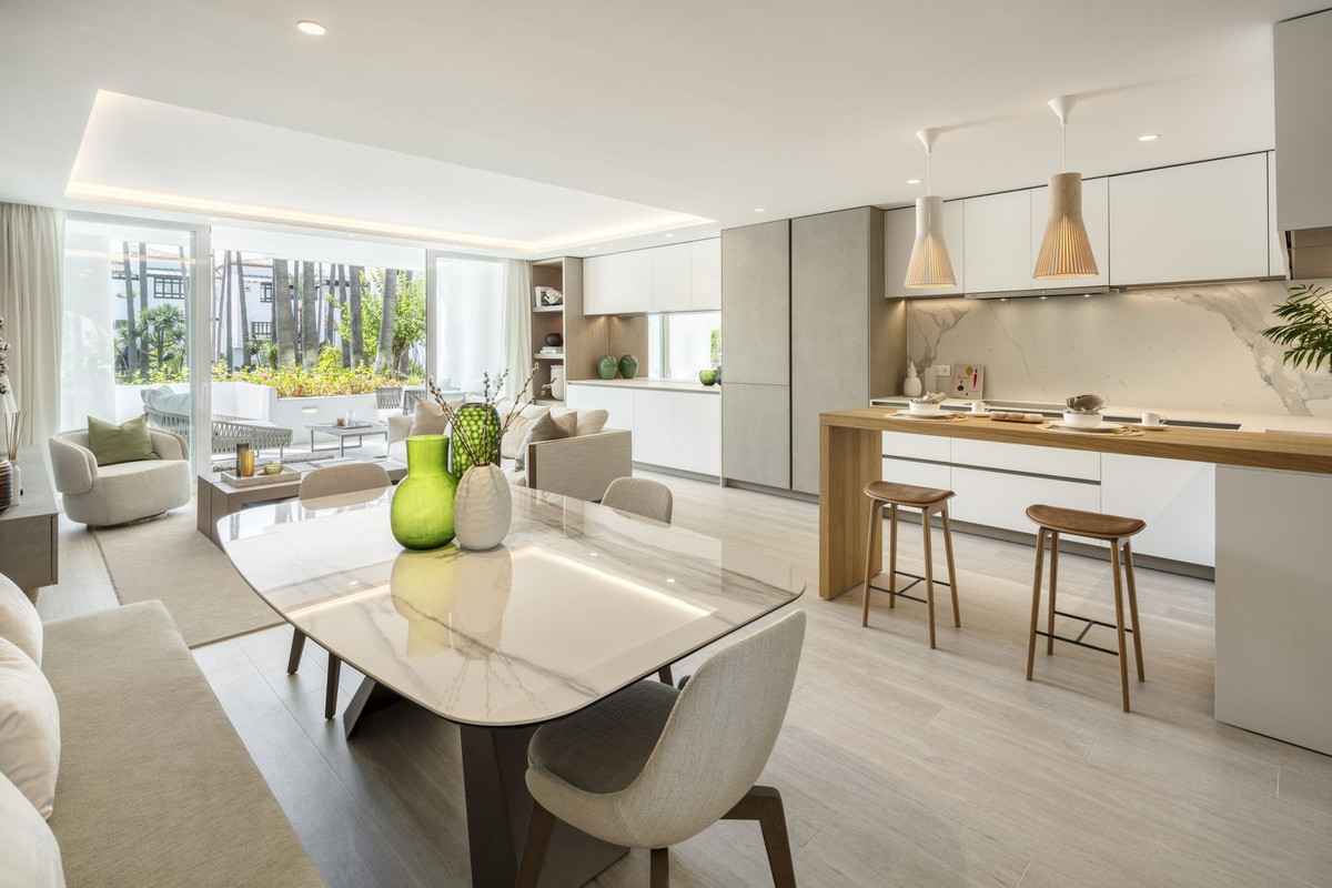 Appartement te koop in The Golden Mile | 3 slaapkamers H4503142