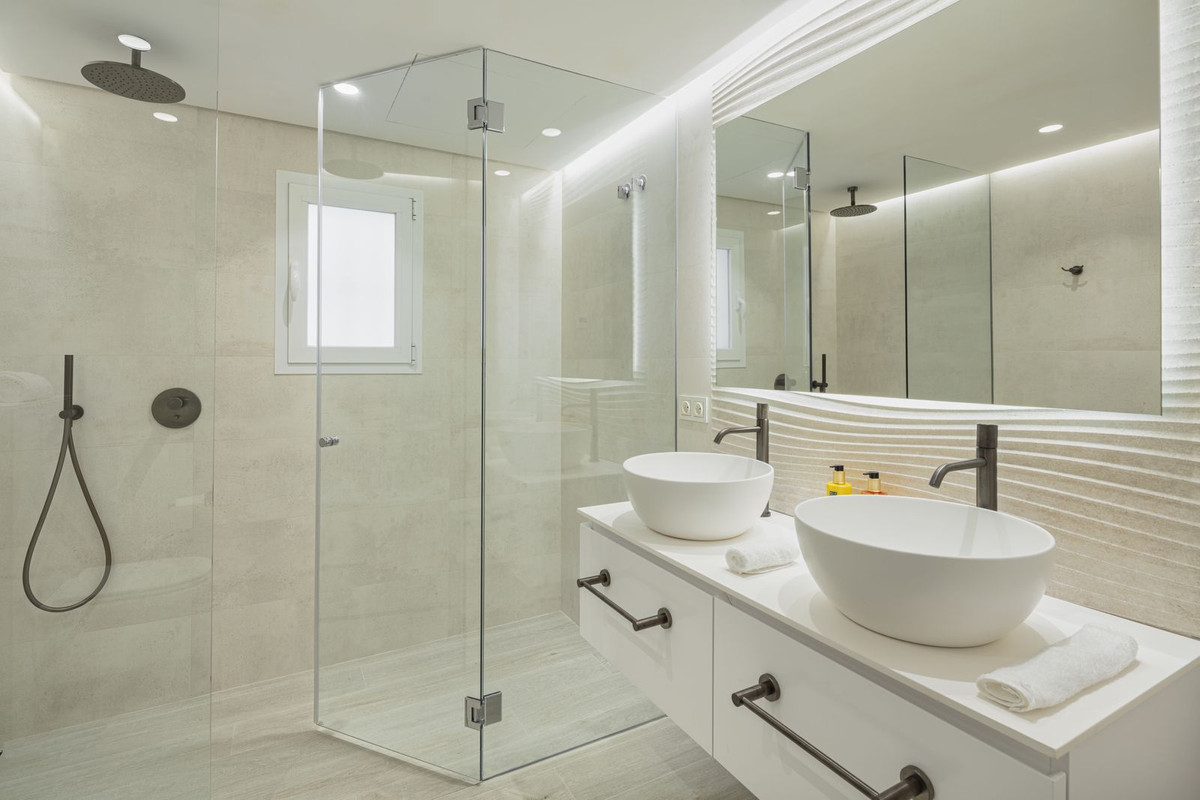 Appartement te koop in The Golden Mile | 3 slaapkamers H4503142