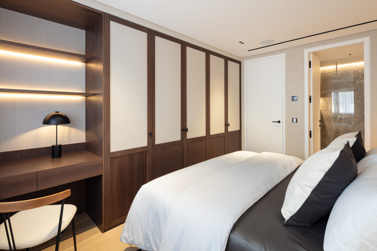 Appartement te koop in The Golden Mile | 3 slaapkamers H4896787
