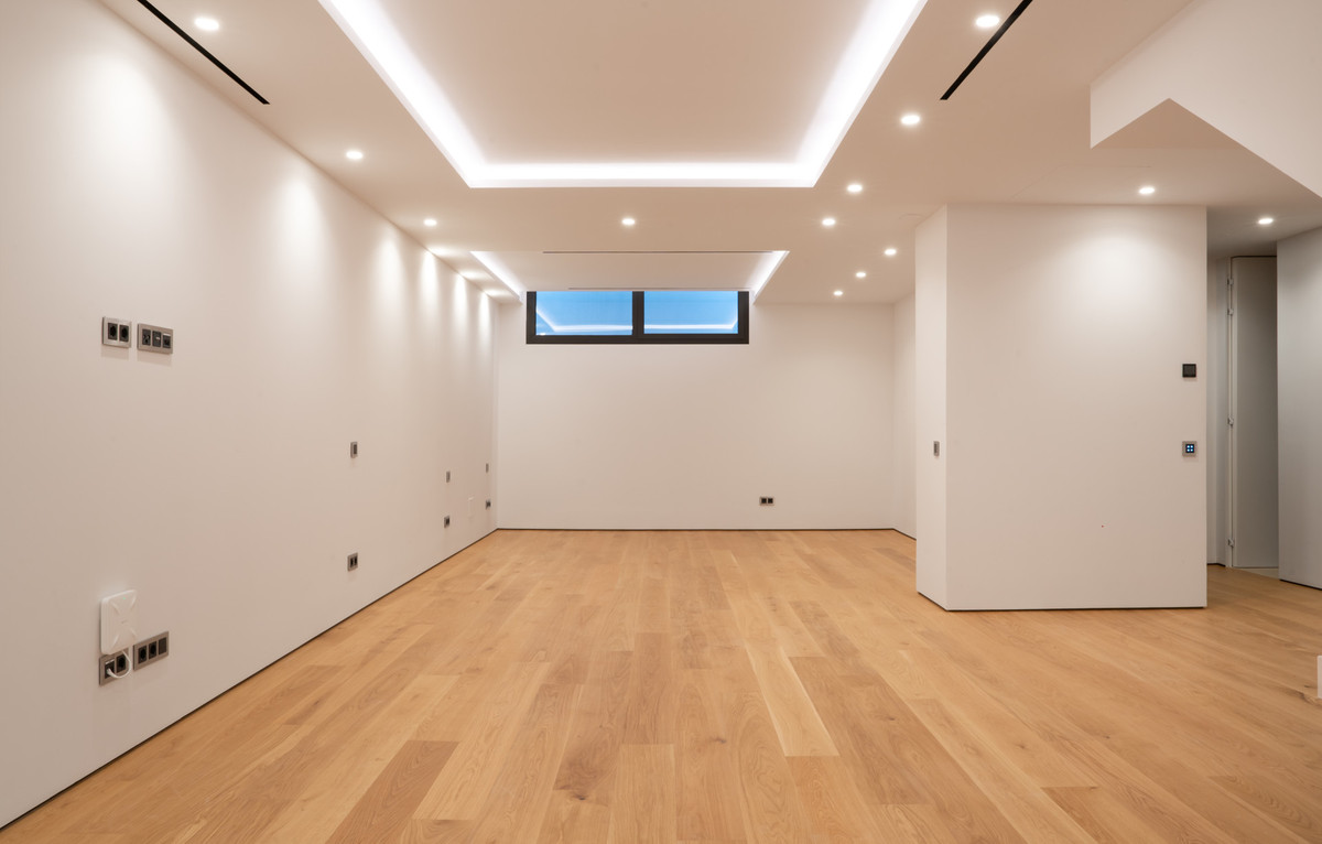 Appartement te koop in The Golden Mile | 4 slaapkamers H4973467