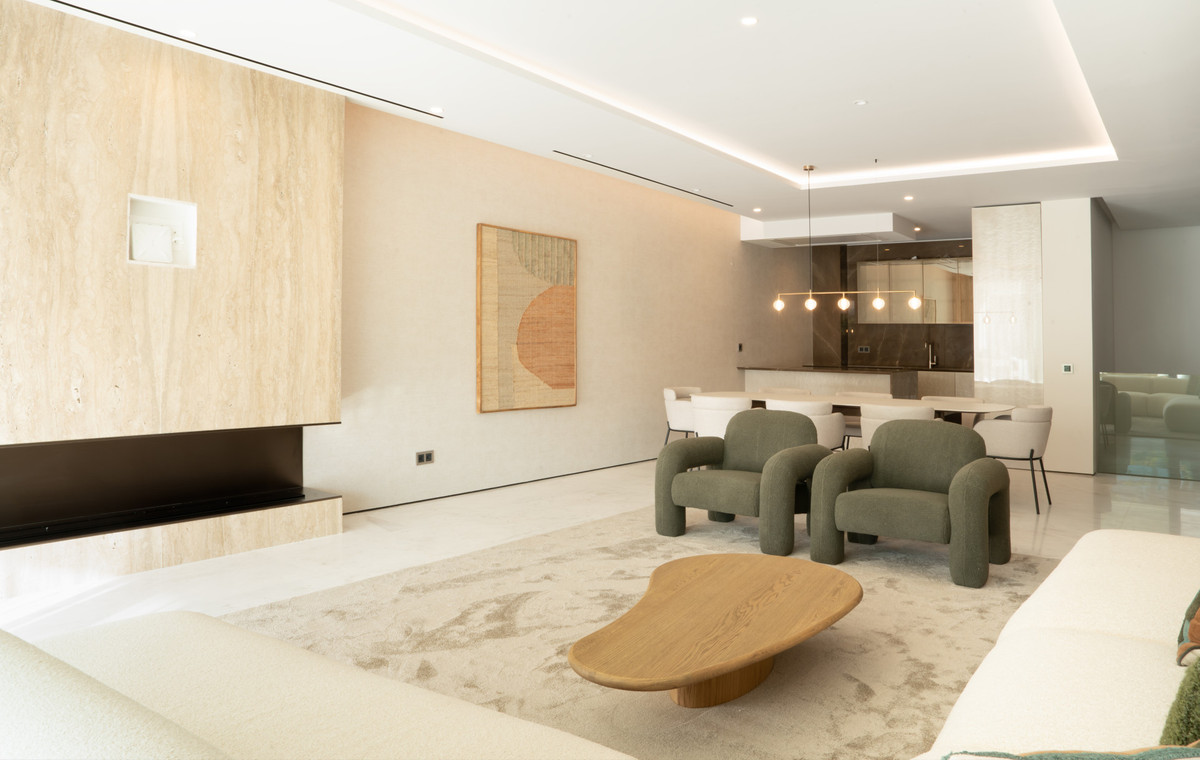Appartement te koop in The Golden Mile | 4 slaapkamers H4973467